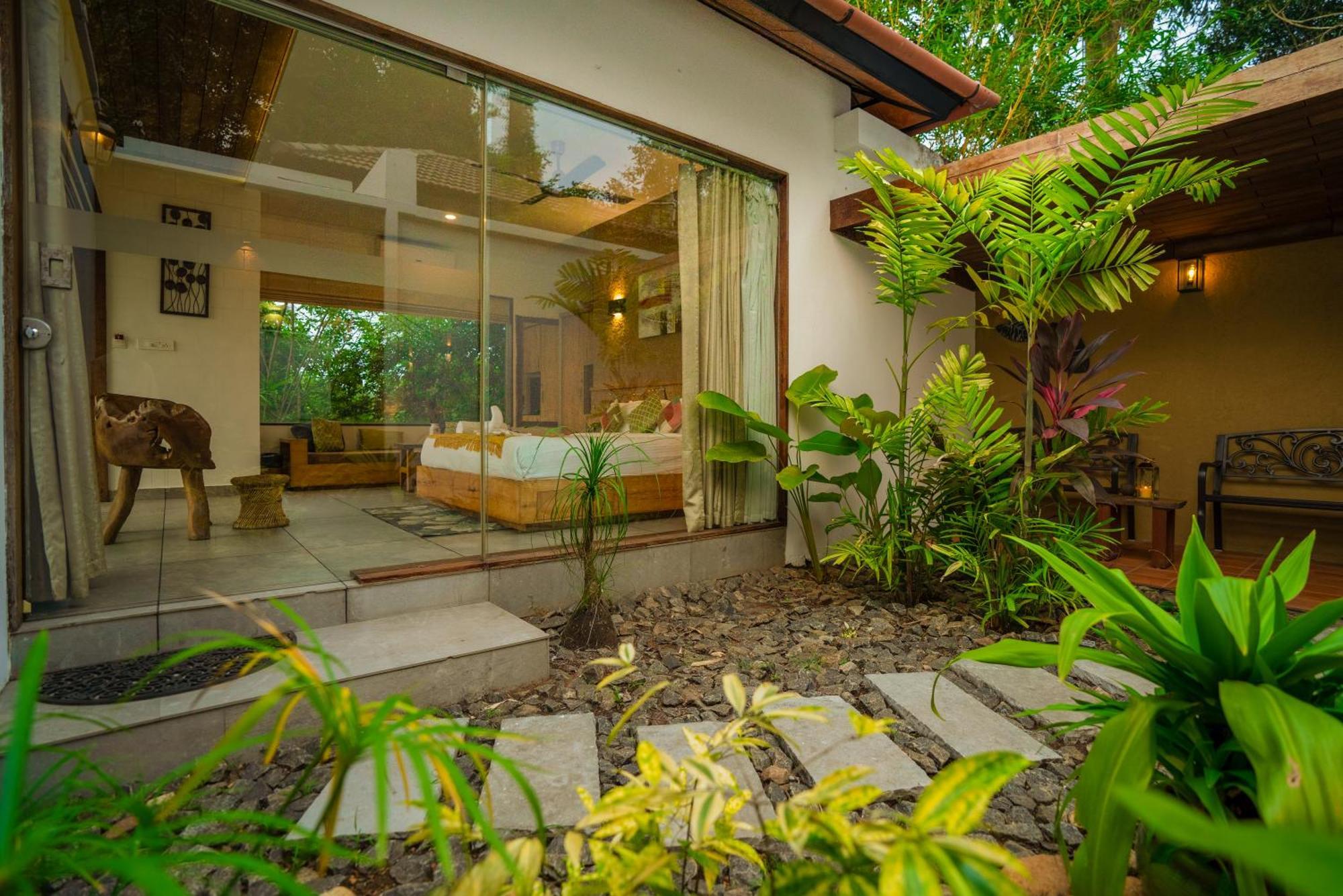 Le Candles Resort Kozhikode Exterior foto